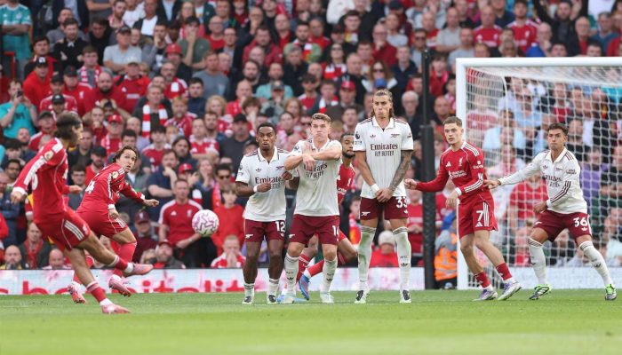 Gol Cantik Szoboszlai Antar Liverpool Kalahkan Arsenal di Anfield