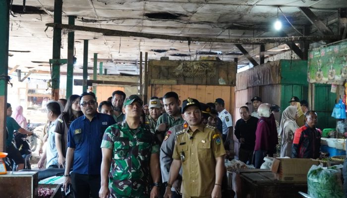 Wali Kota Tebing Tinggi Tinjau Pasar Inpres, Tegaskan Tidak Ada Relokasi Pedagang