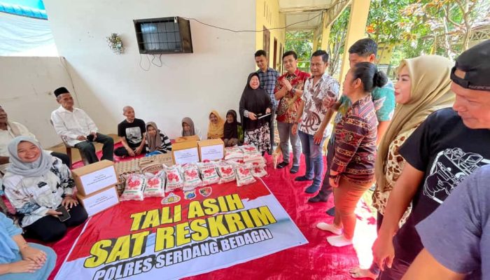 Satreskrim Polres Sergai Gelar Baksos dan Bagikan Sembako ke Yayasan Sosial Nurul Jannah