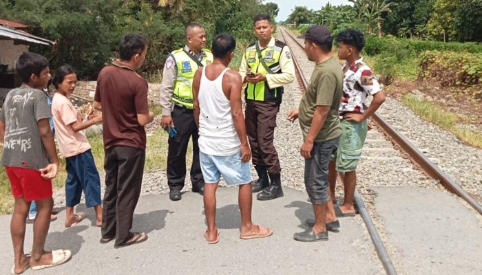 Dua Perempuan Tertabrak Kereta Api di Sergai