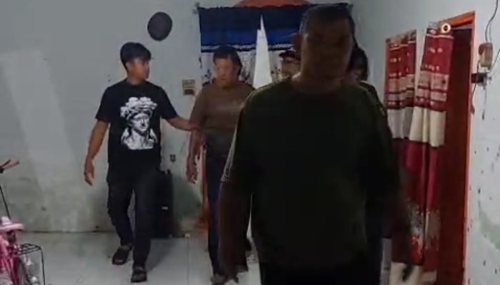 Pasangan Selingkuh Digerebek di Rumah Kost Perbaungan, Pria Sempat Kabur Lewat Pintu Belakang