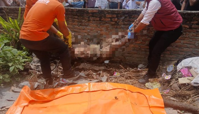 Mayat Perempuan Ditemukan di Tumpukan Sampah di Sergai, Diduga Korban Pembunuhan