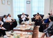 CAPAIAN IKAD KOTA TEBING TINGGI RAIH KATEGORI UNGGUL, WALI KOTA IMAN IRDIAN SARAGIH SIAP OPTIMALKAN INKLUSI KEUANGAN