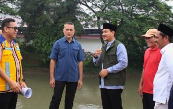 Dampingi Kunjungan Komisi V DPR RI Tinjau Tanggul Sungai Padang, Wali Kota Tebing Tinggi Apresiasi Pemerintah Pusat