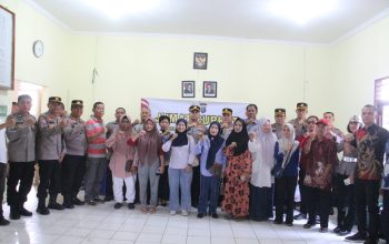Kapolres Tebing Tinggi Laksanakan Jumat Curhat, Kantor Lurah Bandar Utama